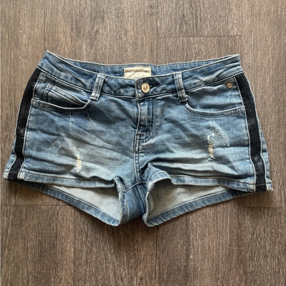 Stylish Blue Jean Shorts with Black Side Stripes - Picture 1 of 6